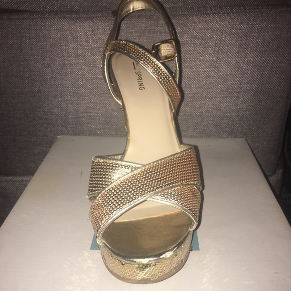 Gold wedges - Picture 2 of 4